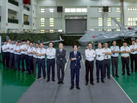 漢翔、雷虎、中光電股價為何這麼弱？無人機條例攻防中，三黨版本誰過關牽動多廣？最新進度走向必看